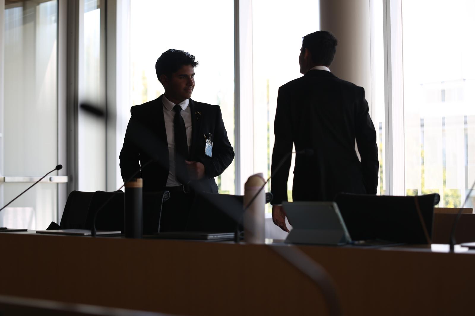 Talking with a client before the meeting